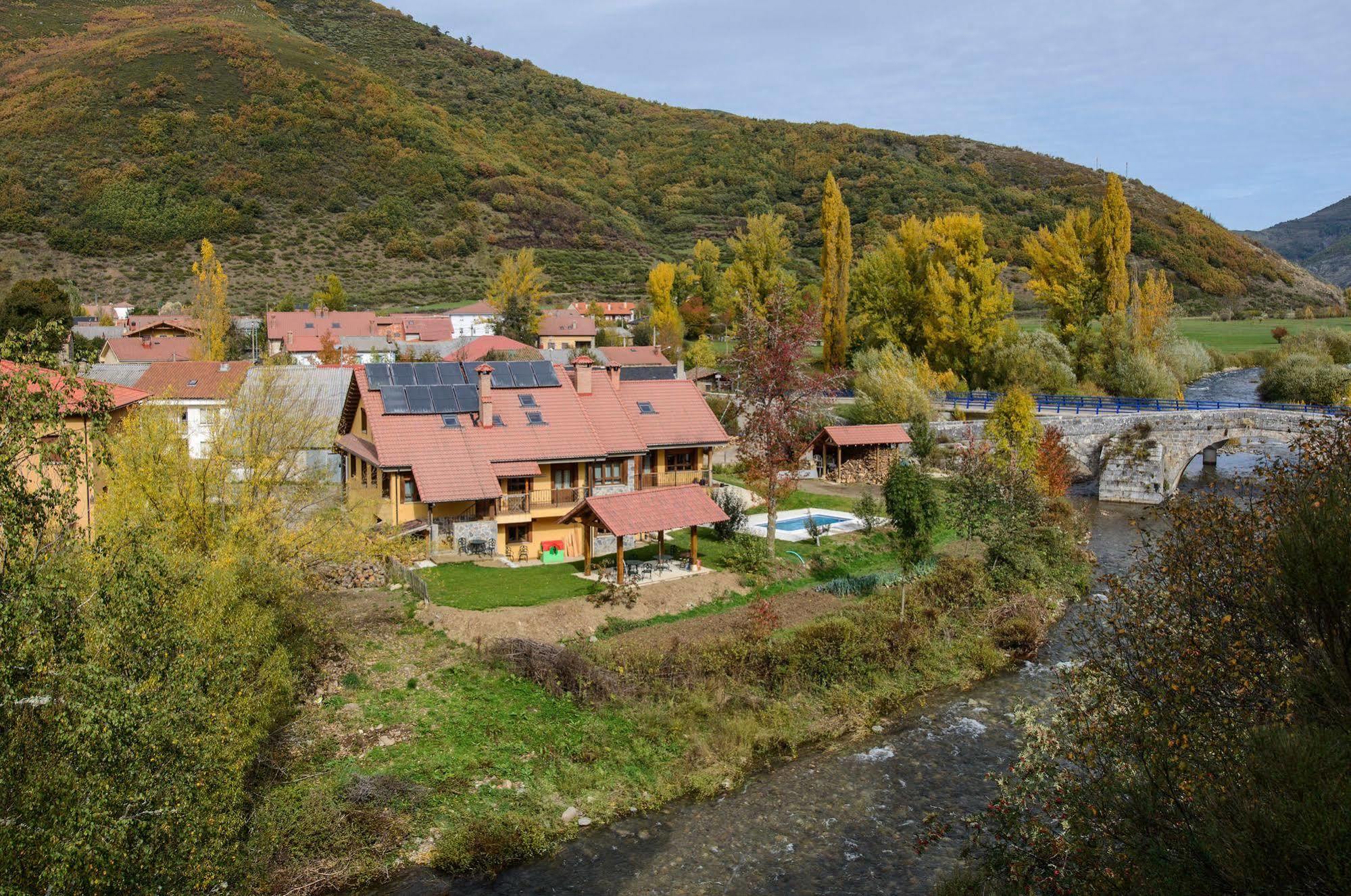El Casar Del Puente ξενώνας Boca de Huérgano Εξωτερικό φωτογραφία