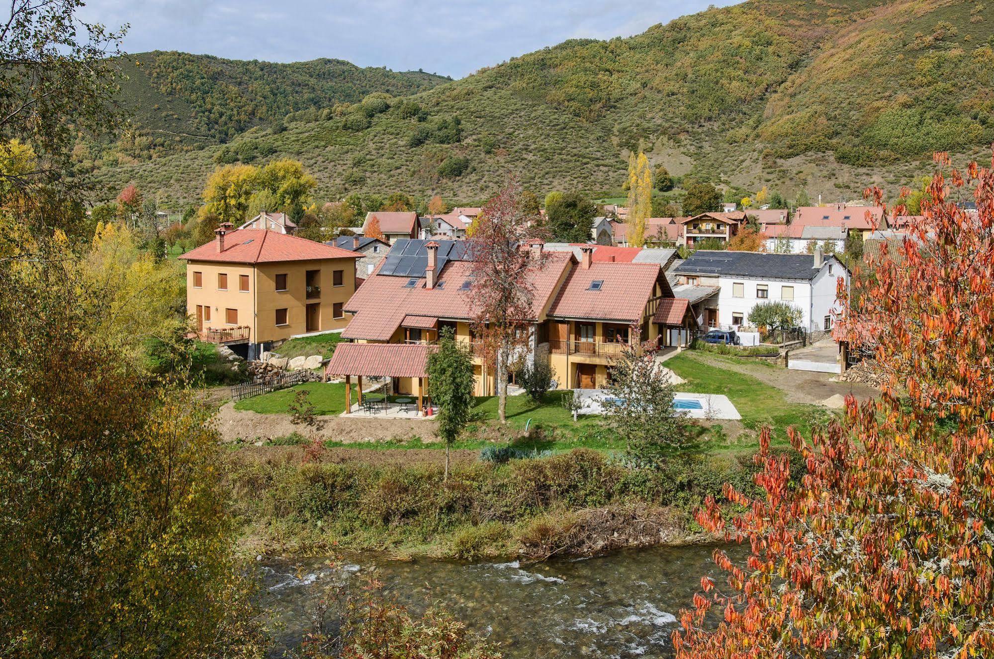 El Casar Del Puente ξενώνας Boca de Huérgano Εξωτερικό φωτογραφία